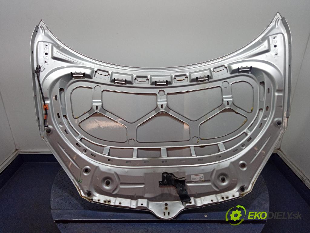 Skoda Fabia 2011 kapota přední: