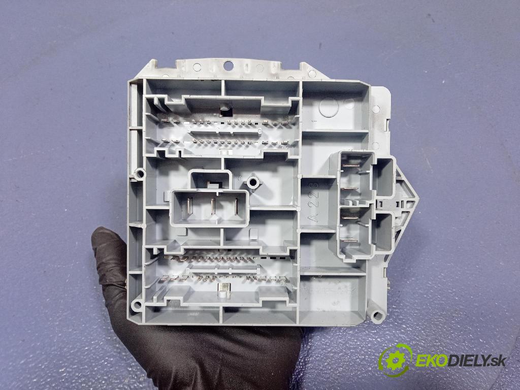 Alfa romeo 147 2008 řídící jednotka Motor: 00552049900