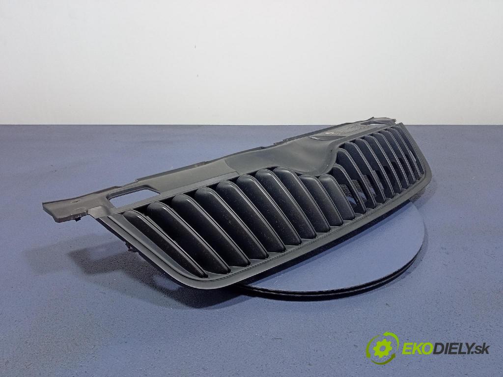 Skoda Fabia 2011 miežka / Gril: 5J0853668B