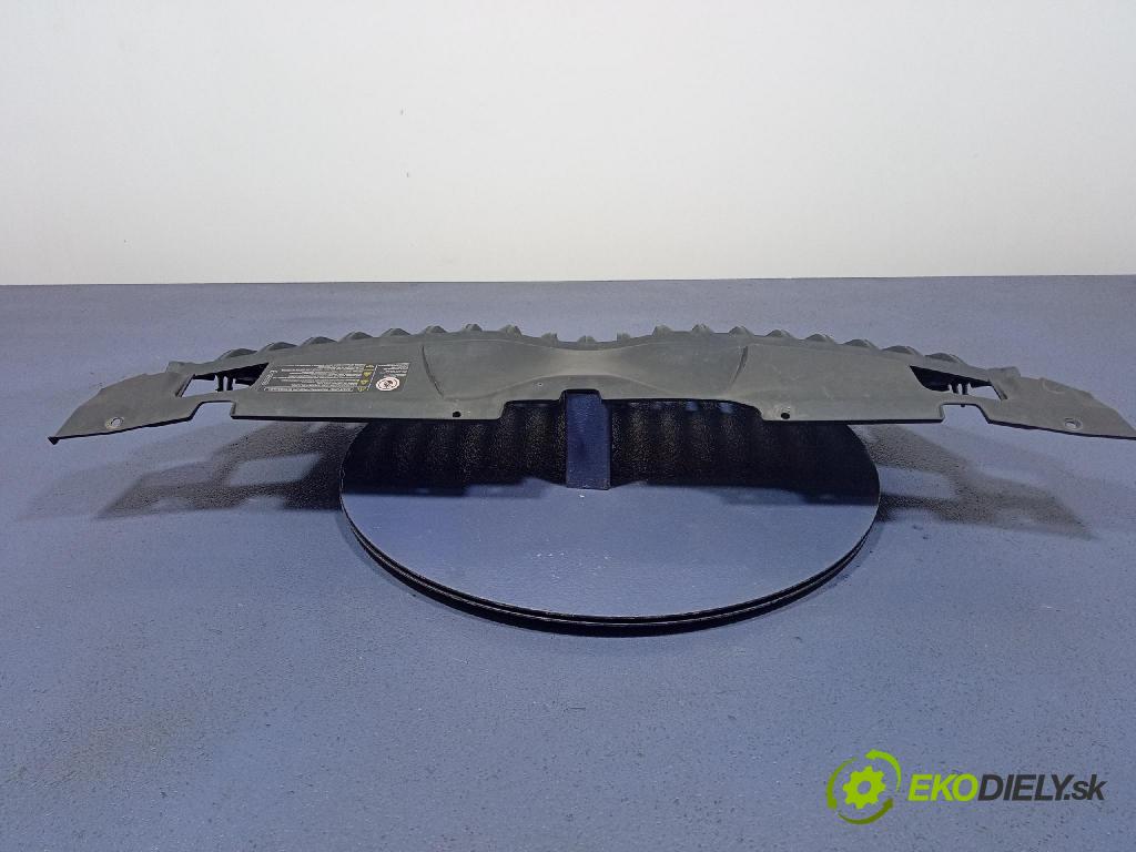 Skoda Fabia 2011 miežka / Gril: 5J0853668B