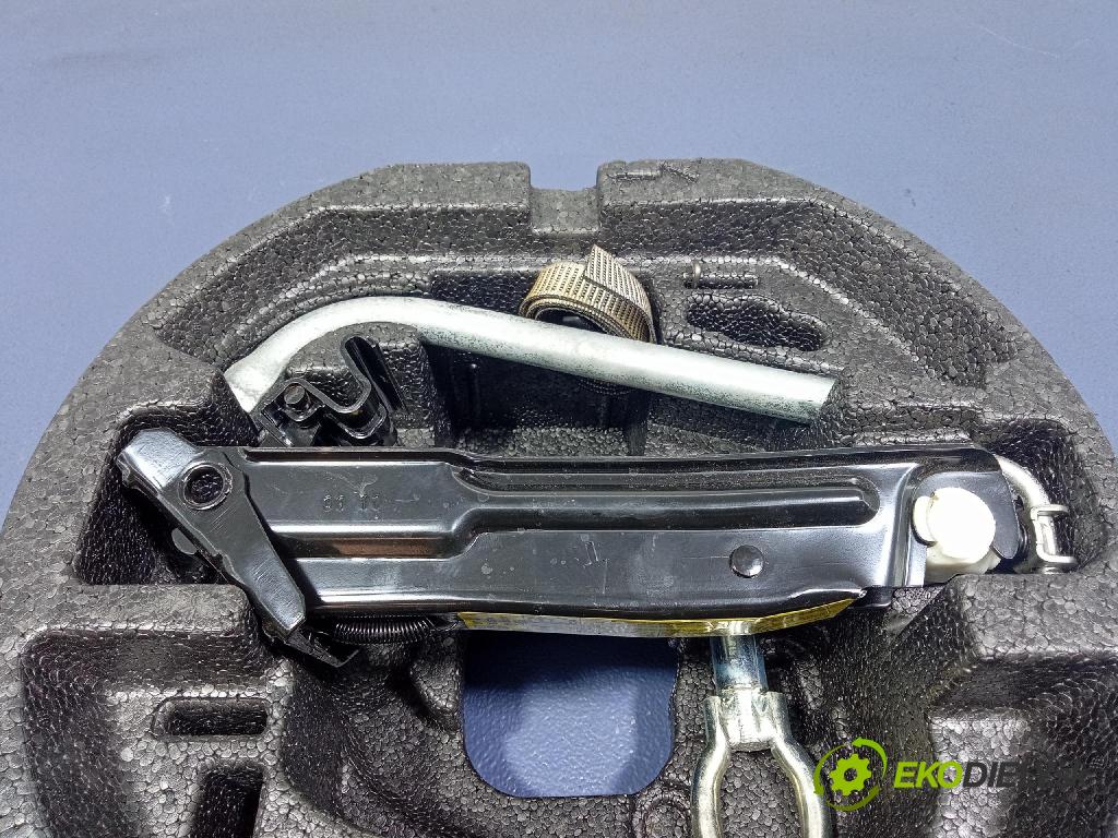 Skoda Fabia 2011 Kulisa radenia 5J0012115