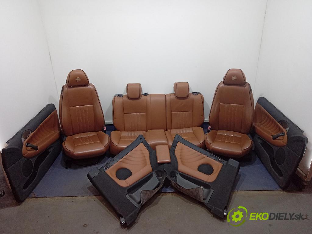 Alfa romeo 147 2008 sedačke: Set.: