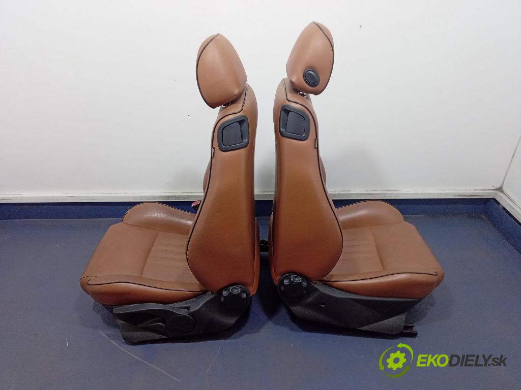 Alfa romeo 147 2008 sedačke: Set.: