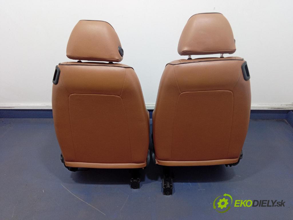 Alfa romeo 147 2008 sedačke: Set.: