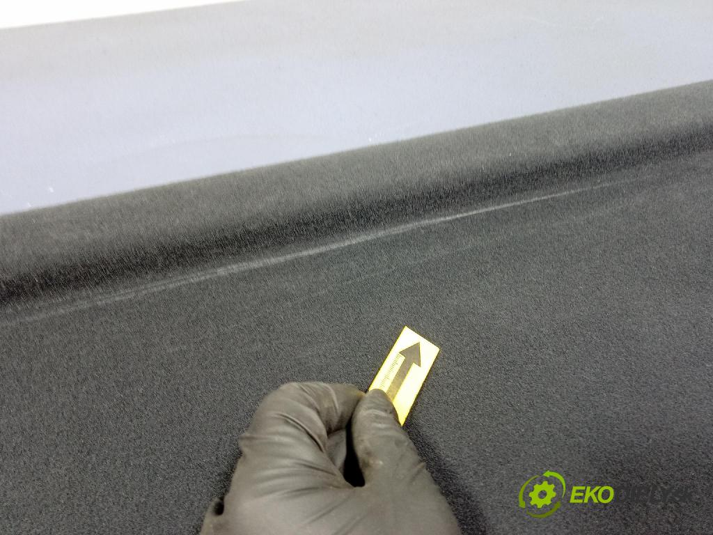 Skoda Fabia 2011 kufra: 5J6867769