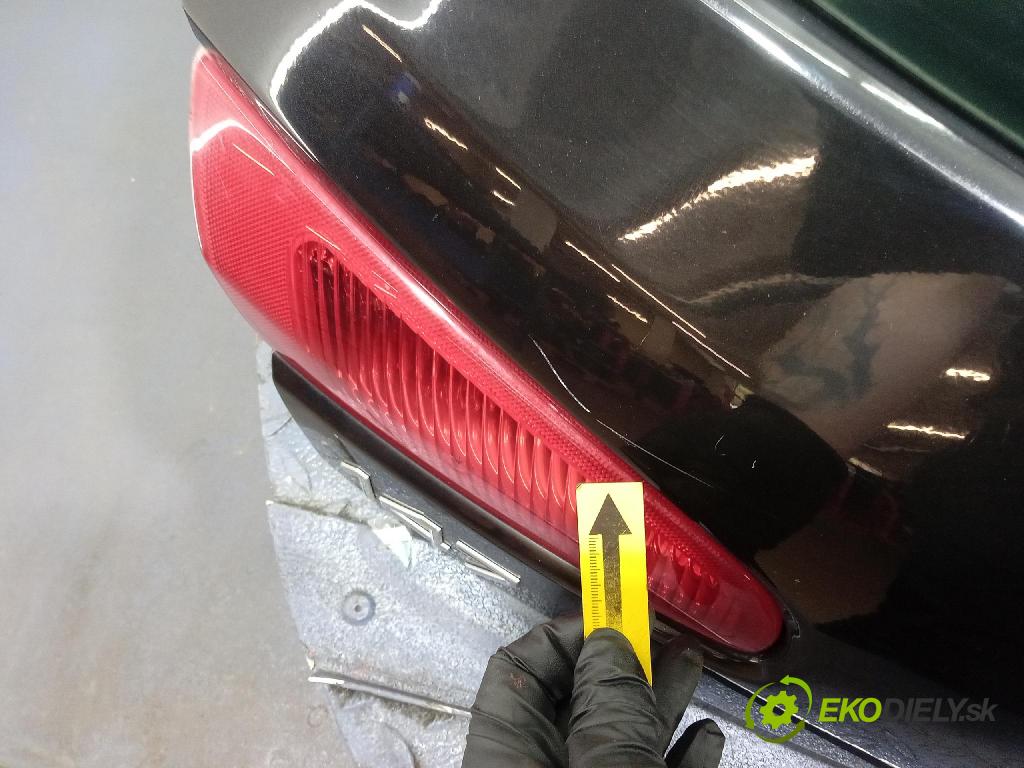 Alfa romeo 147 2008 zadna dveře kufra: kufra: