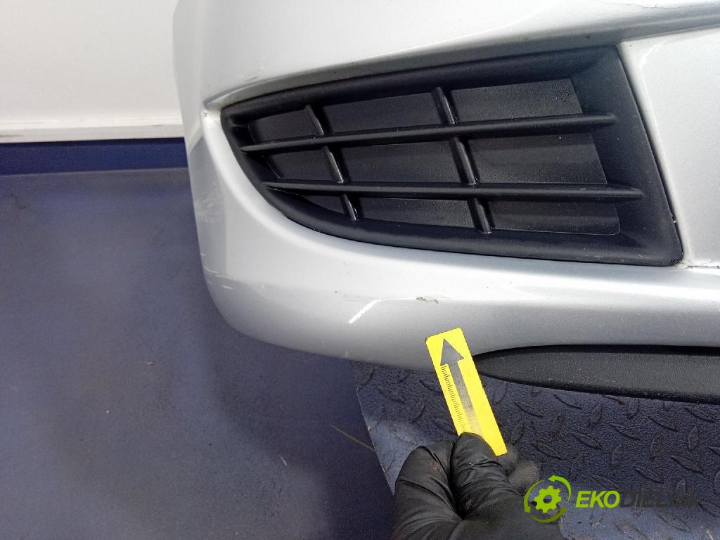 Skoda Fabia 2011 nárazník Predné 5J0807221D