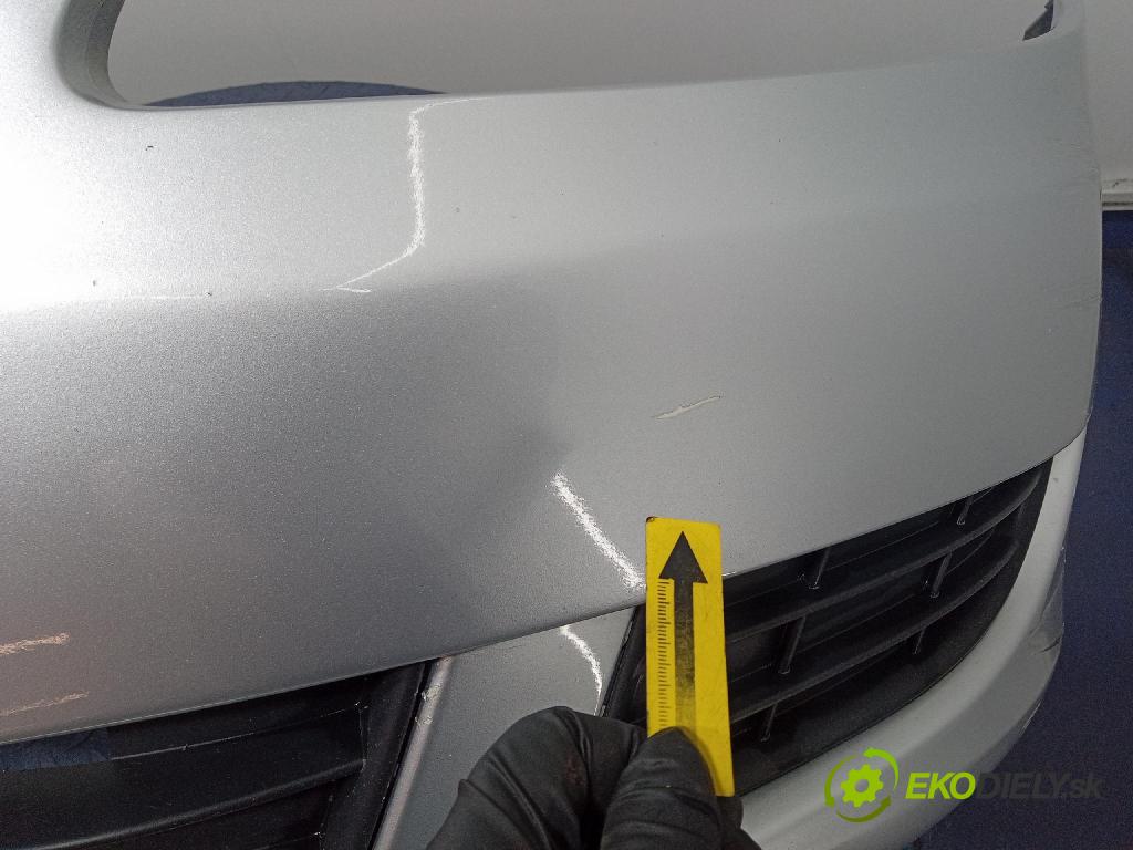 Skoda Fabia 2011 nárazník Predné 5J0807221D