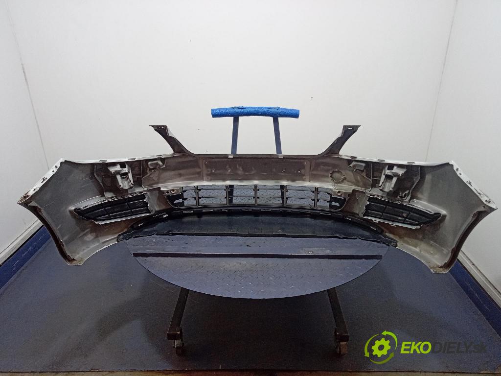 Skoda Fabia 2011 nárazník Predné 5J0807221D