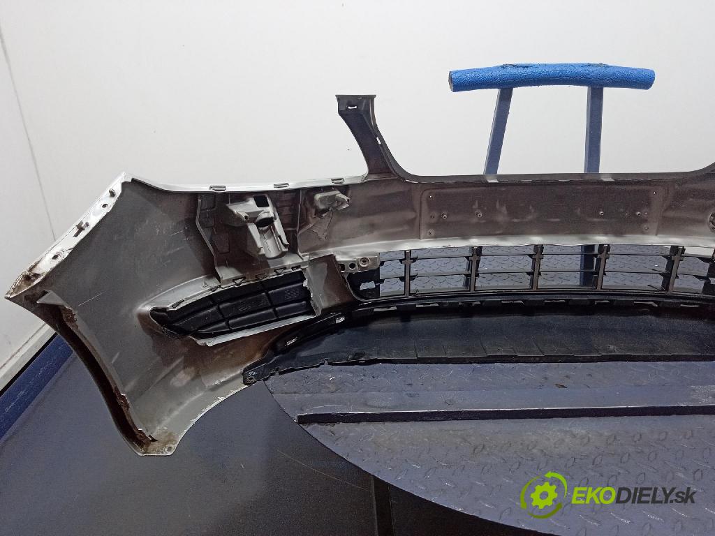 Skoda Fabia 2011 nárazník Predné 5J0807221D