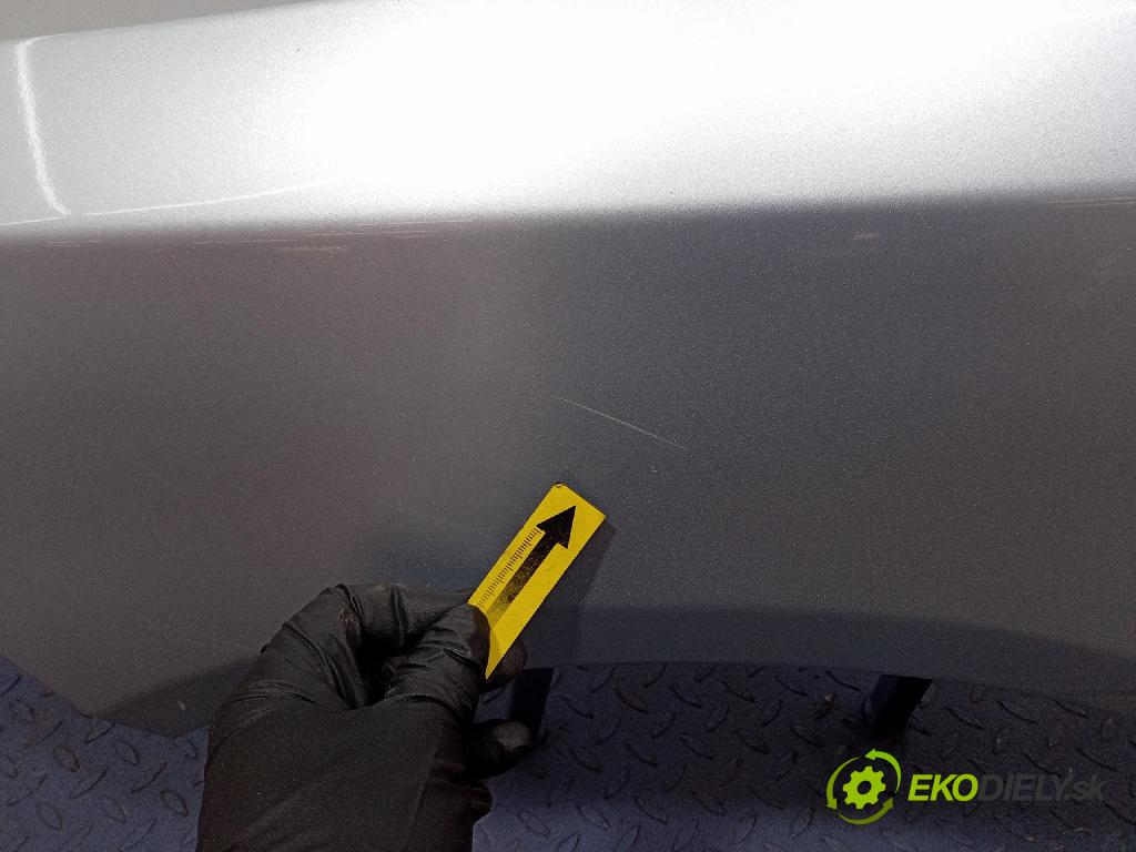 Skoda Fabia 2011 blatník Predné Vľavo: