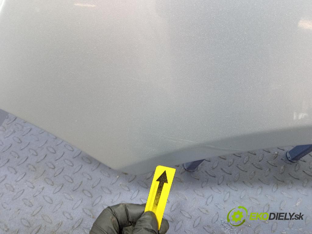 Skoda Fabia 2011 blatník Predné Vľavo: