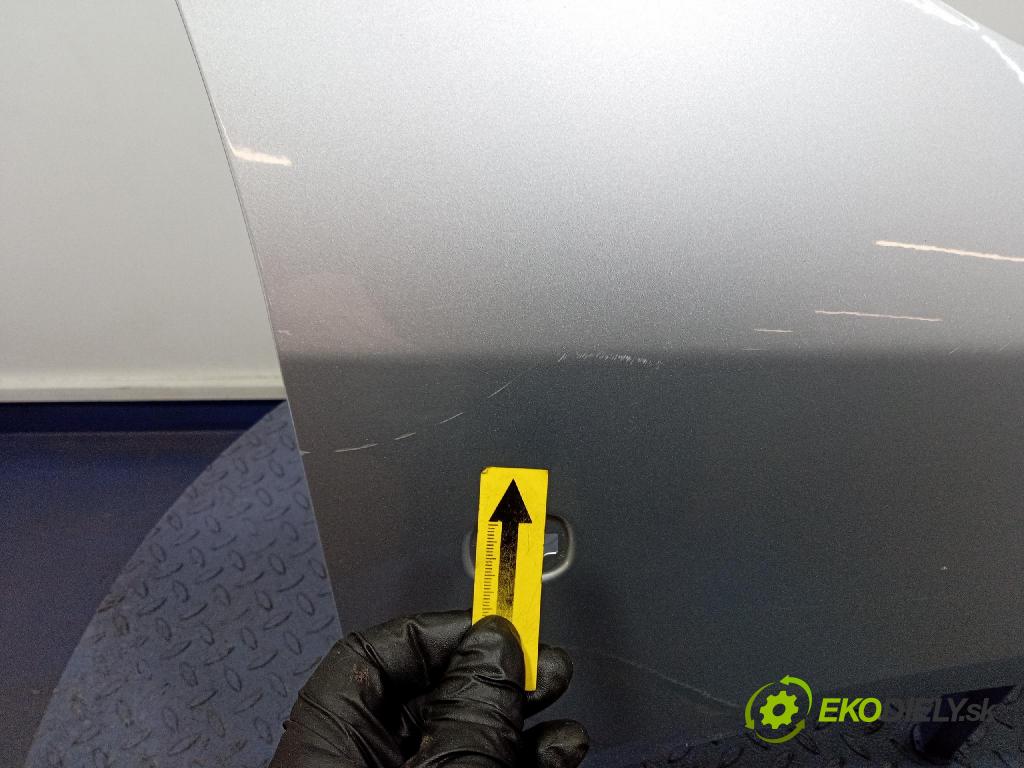 Skoda Fabia 2011 blatník Predné v pravo: