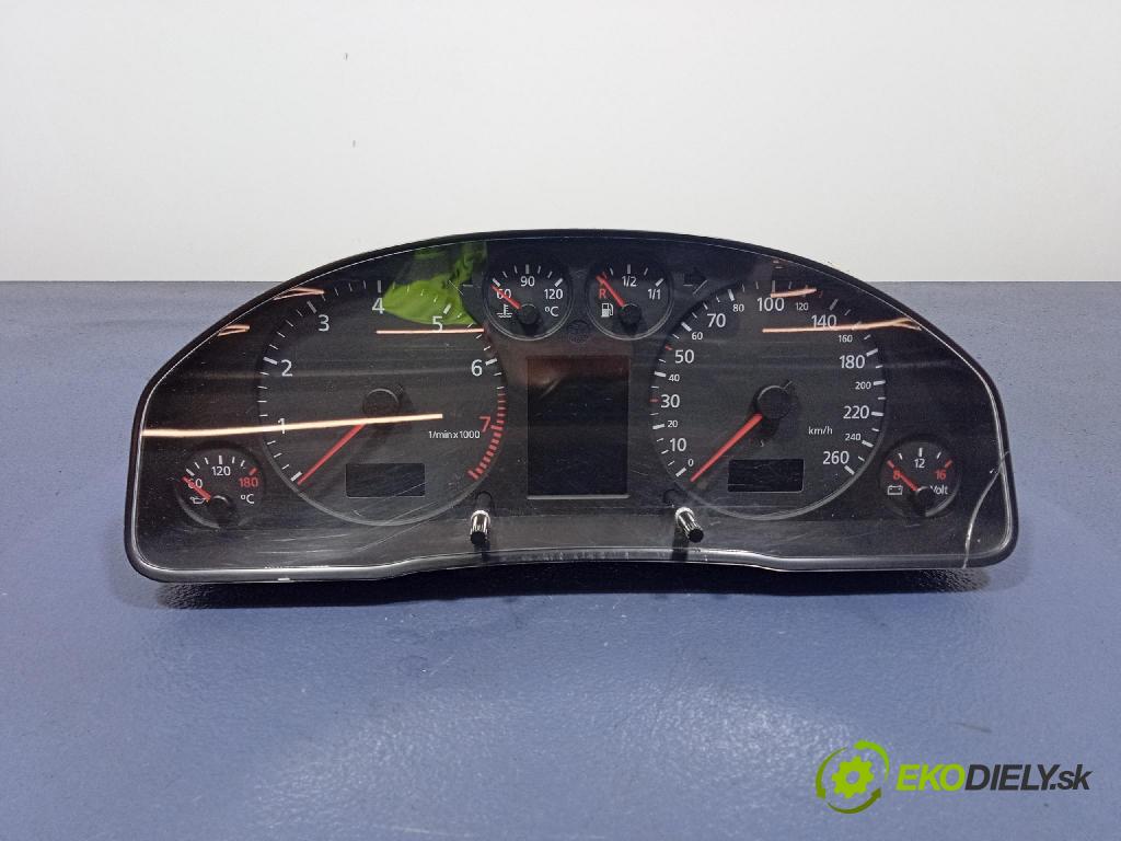 Audi A6 1999 Přístrojová deska 4B0920930L