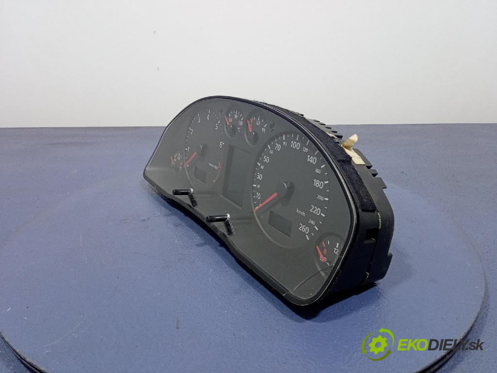 Audi A6 1999 Přístrojová deska 4B0920930L