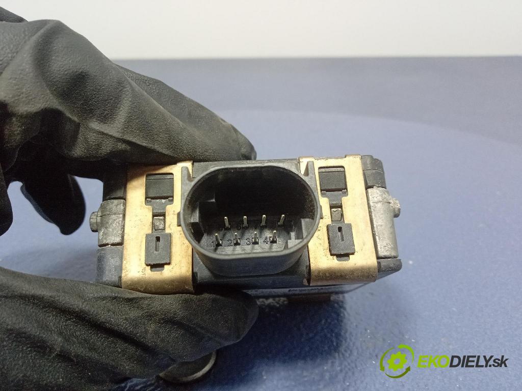 Vw Golf 2019 Radar: 3QF907561D