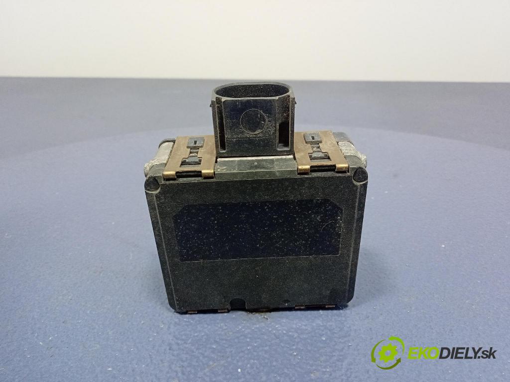 Vw Golf 2019 Radar: 3QF907561D