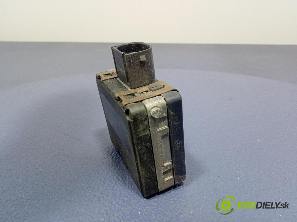 Vw Golf 2019 Radar: 3QF907561D