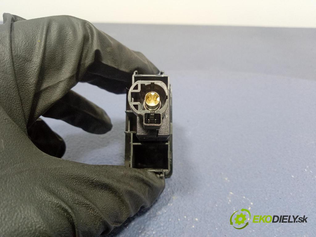 Vw Golf 2019 inštalácia Elektrický: 5Q0035726J