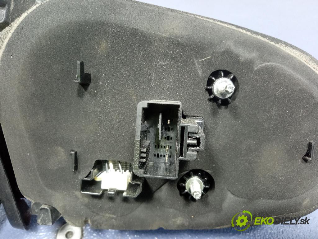 Vw Golf 2019 svetlo / reflektor zad Prava: Vnútri: 5G9945094H