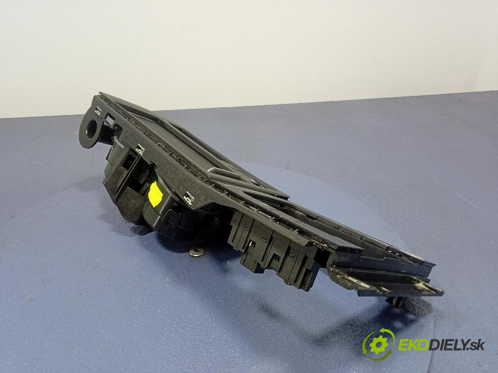 Vw Golf 2019 tunel Stredný: 5G1864263