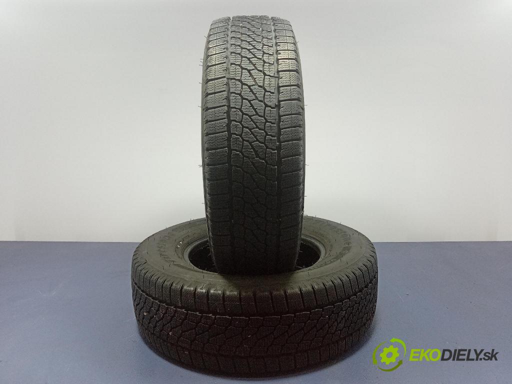 Mercedes Sprinter 1995 pneumatiky: Zima 3286341833911