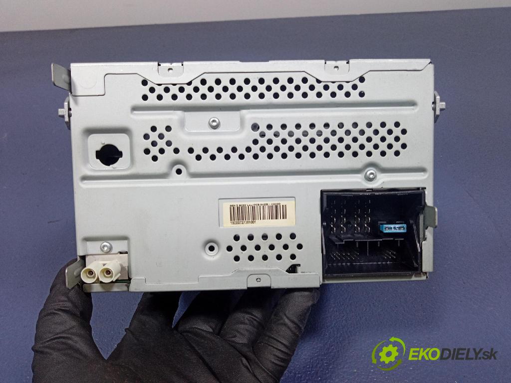 Skoda Fabia 2011 Radio I Navigace: 5J0035161C