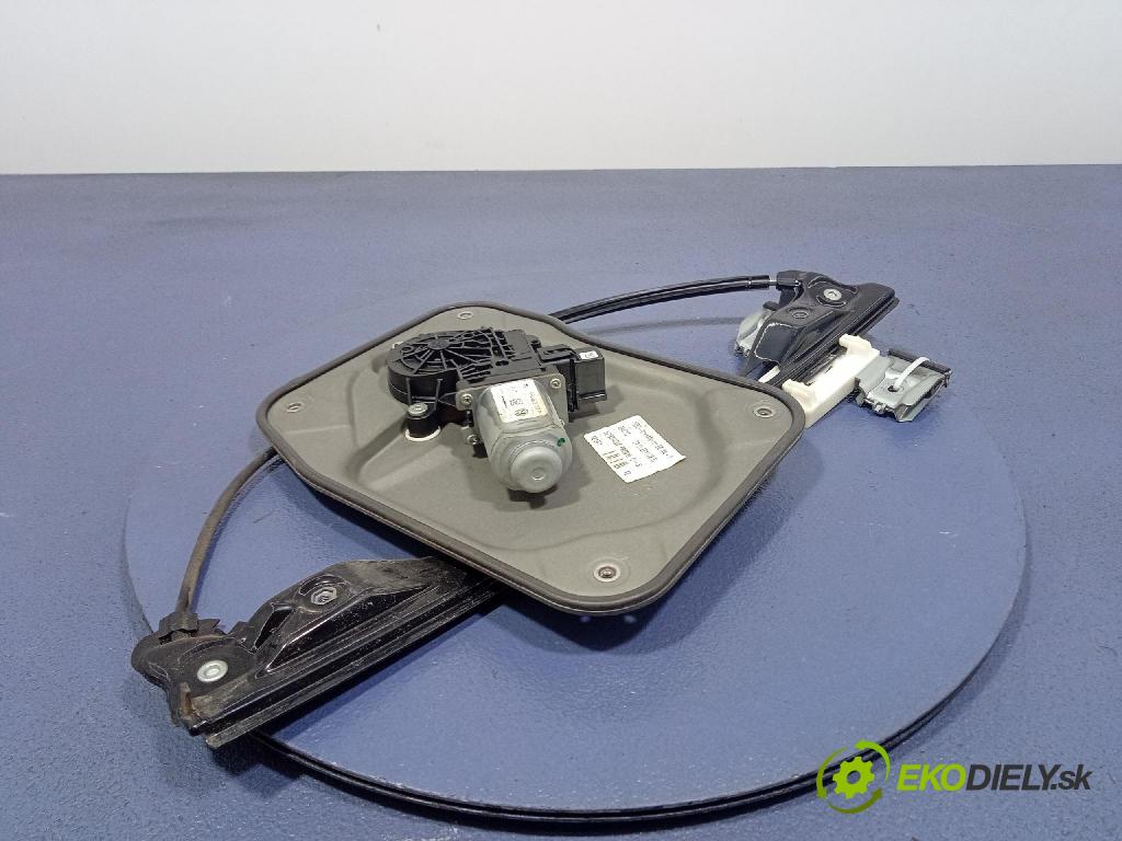 Skoda Fabia 2011 mechanizmus okna Okná: Predné v pravo: 5J1837402F