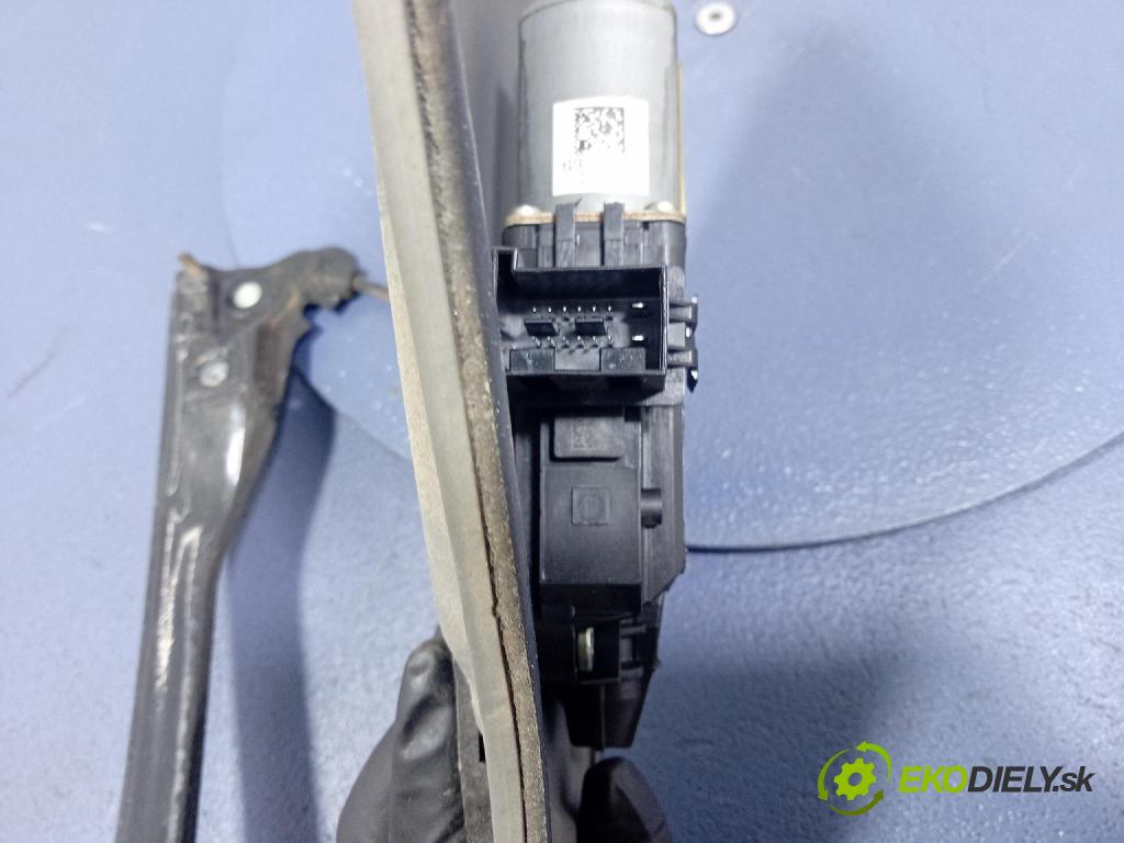 Skoda Fabia 2011 mechanizmus okna Okná: Predné v pravo: 5J1837402F