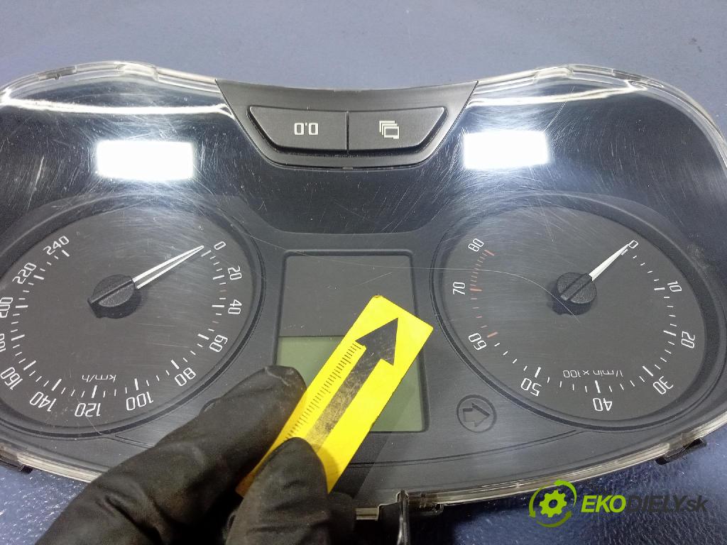 Skoda Fabia 2011 riadiaca jednotka Motor: 03D906023M