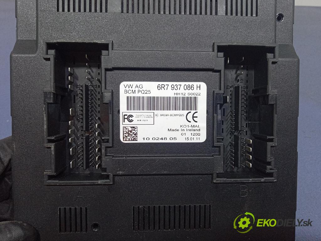 Skoda Fabia 2011 riadiaca jednotka Motor: 03D906023M