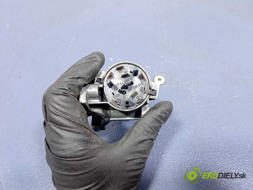 Skoda Fabia 2011 riadiaca jednotka Motor: 03D906023M