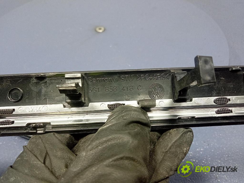 Vw Golf 2019 lišta Dekoratívne: 5G1858418C