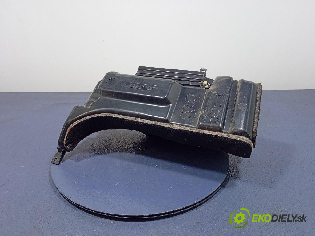 Audi A6 1999 Reproduktor / Subwoofer:
