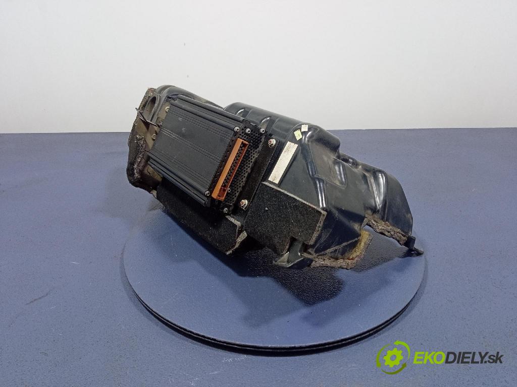 Audi A6 1999 Reproduktor / Subwoofer: