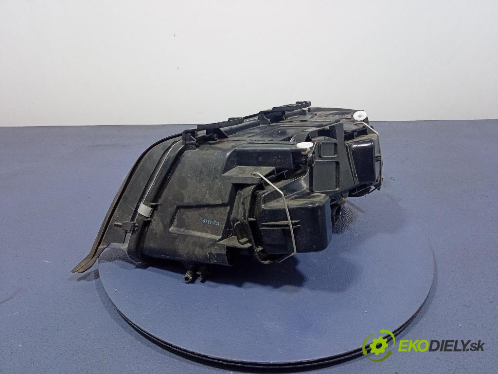 Audi A6 1999 Reflektor: v pravo: 441-1134R