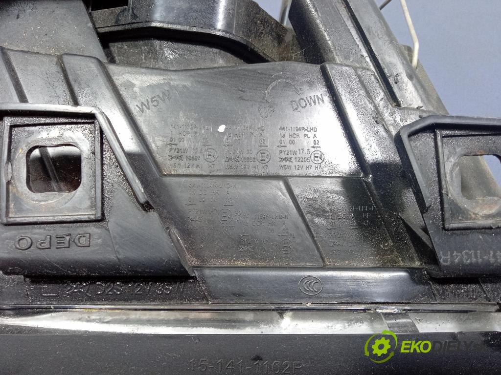 Audi A6 1999 Reflektor: v pravo: 441-1134R