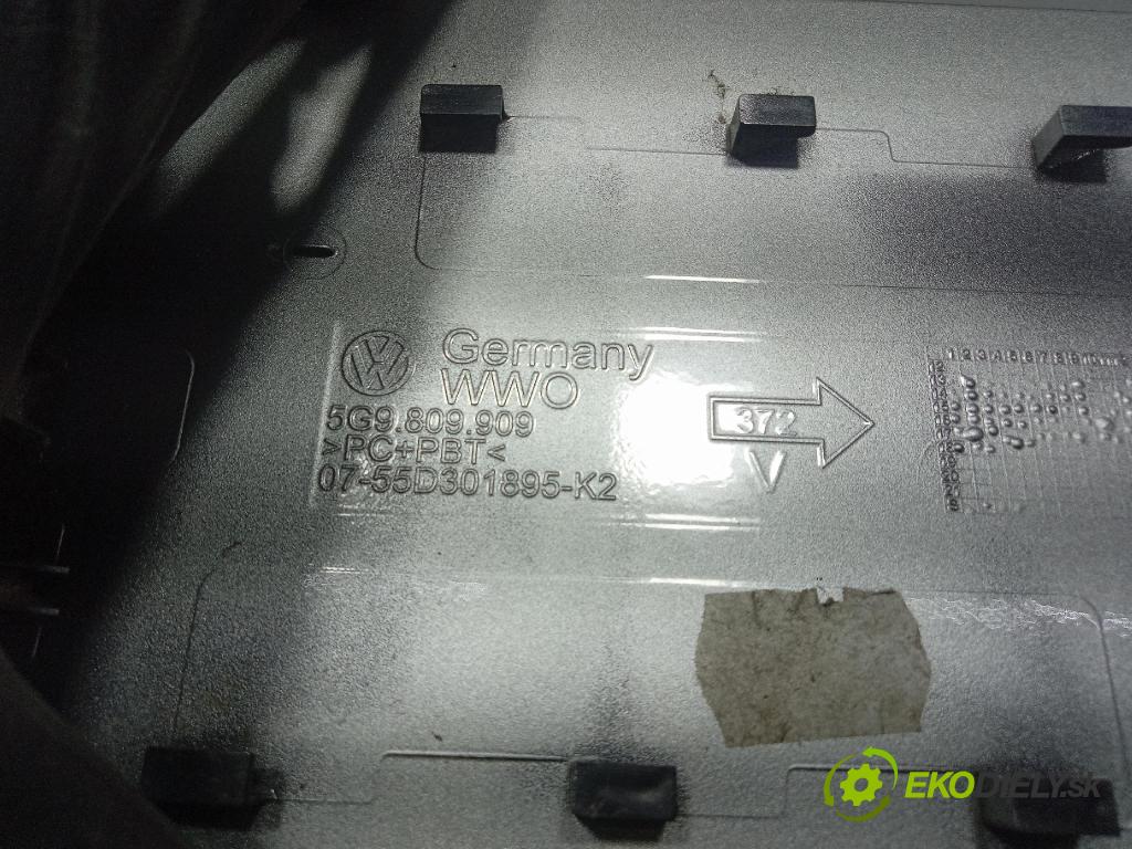 Vw Golf 2019 Klapka nádrže paliva 5G9809799