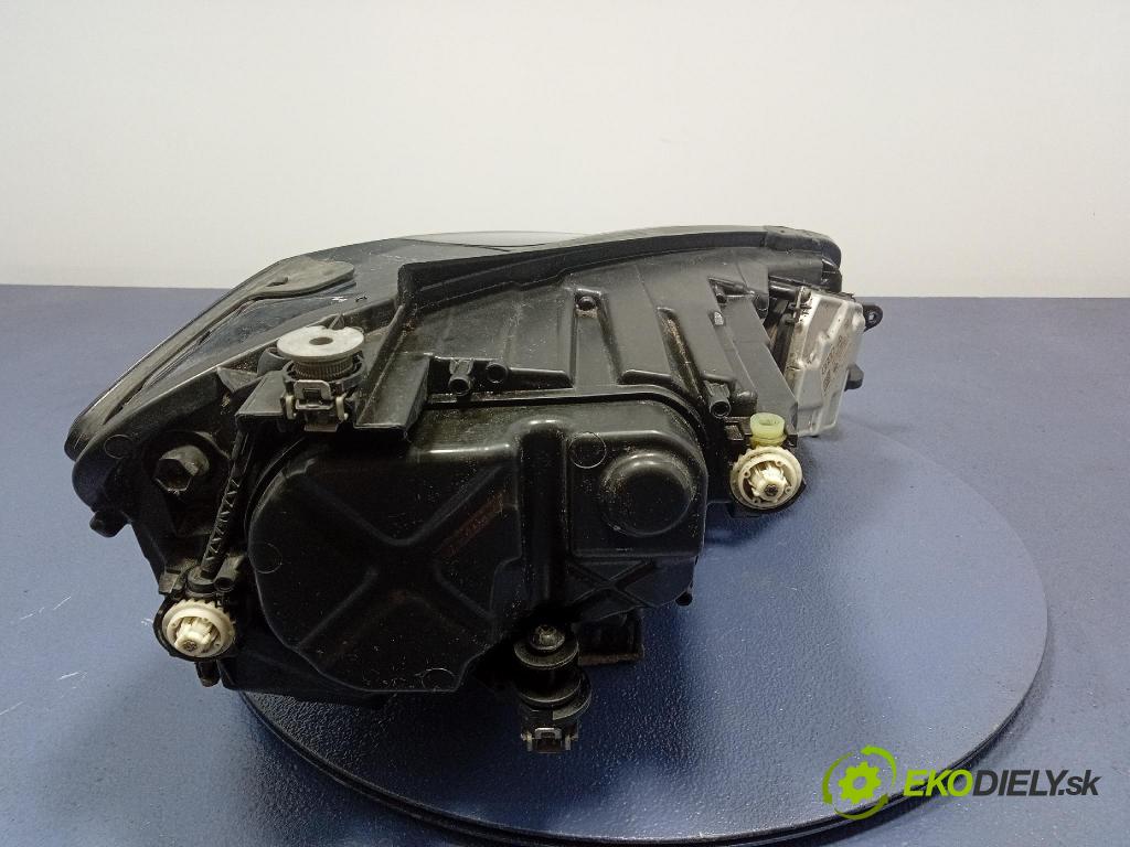 Vw Golf 2019 Reflektor: Vľavo: 5G1941059