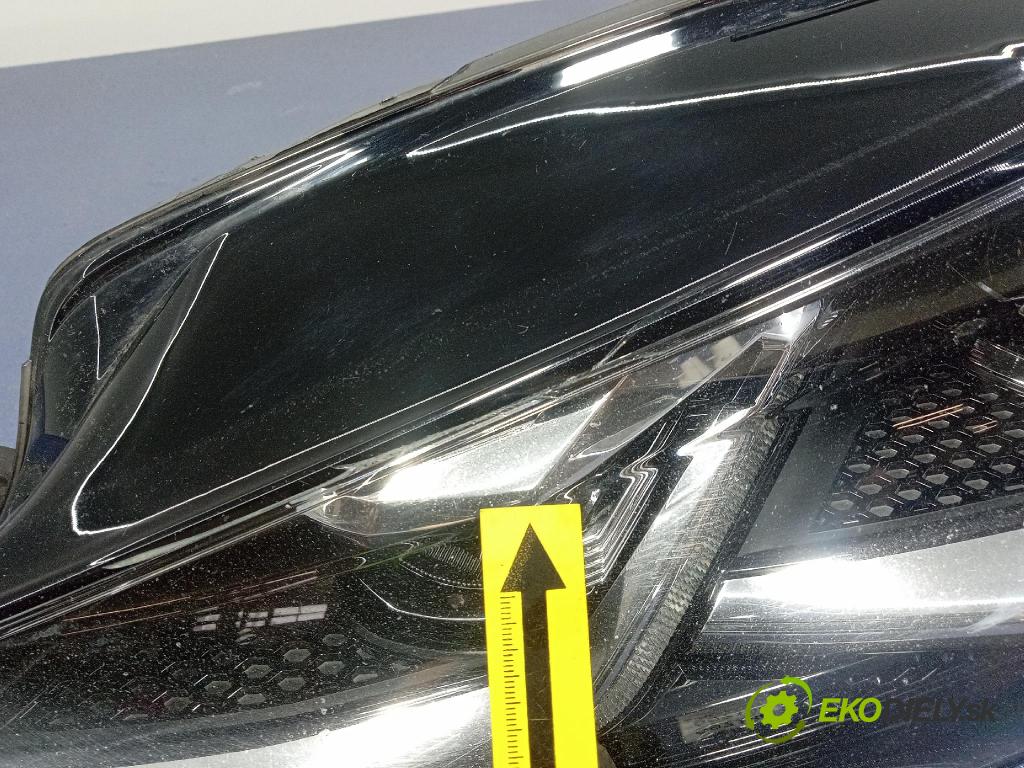 Vw Golf 2019 Reflektor: Vľavo: 5G1941059