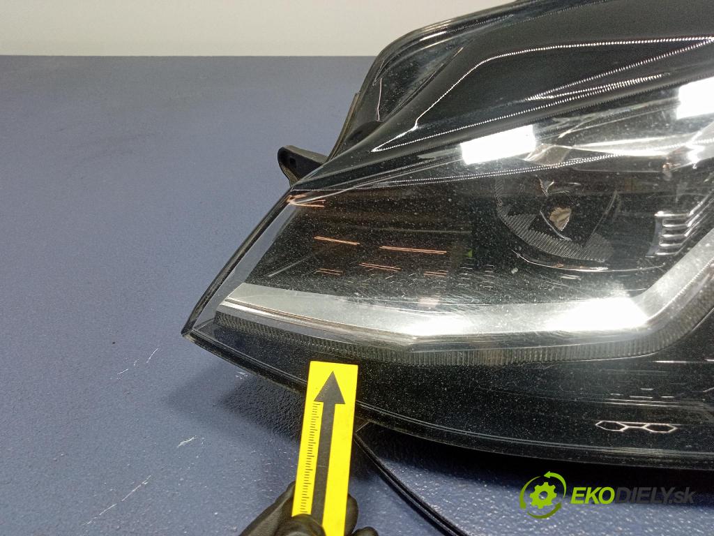 Vw Golf 2019 Reflektor: Vľavo: 5G1941059