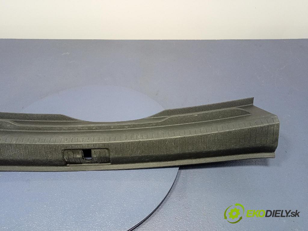 Vw Golf 2019 lišta kufra: 5G9863459