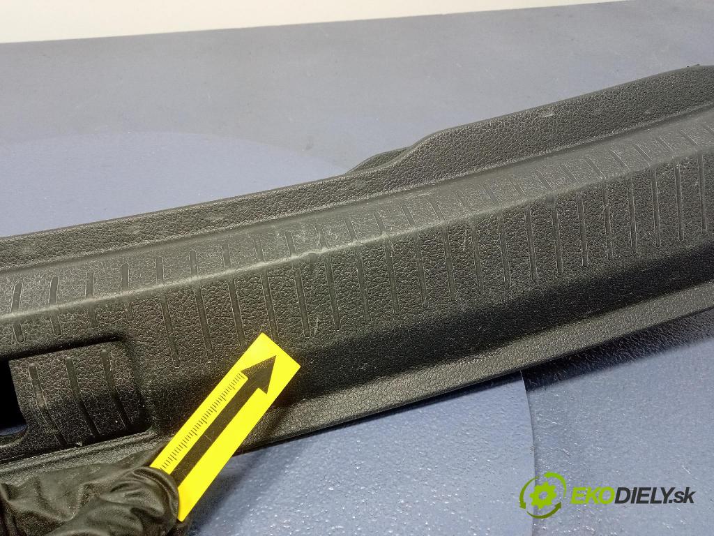 Vw Golf 2019 lišta kufra: 5G9863459