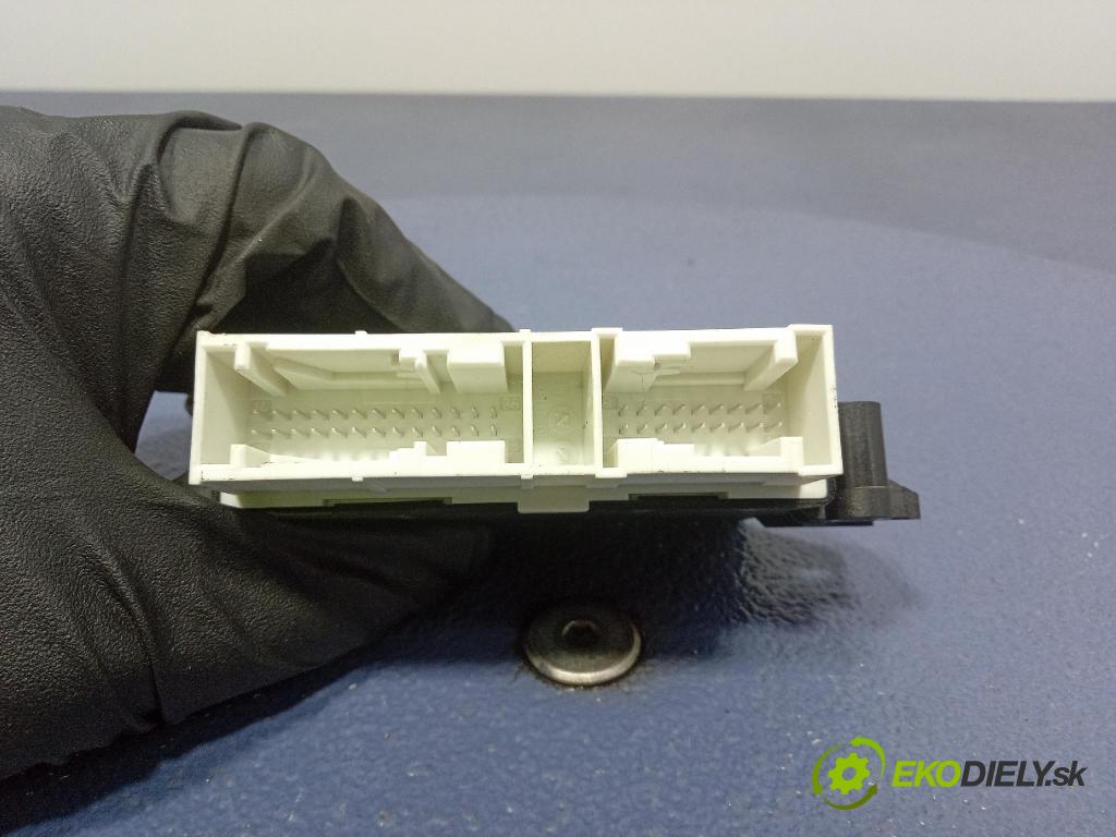 Vw Golf 2019 snímač / riadiaca jednotka PDC 5QA919294C