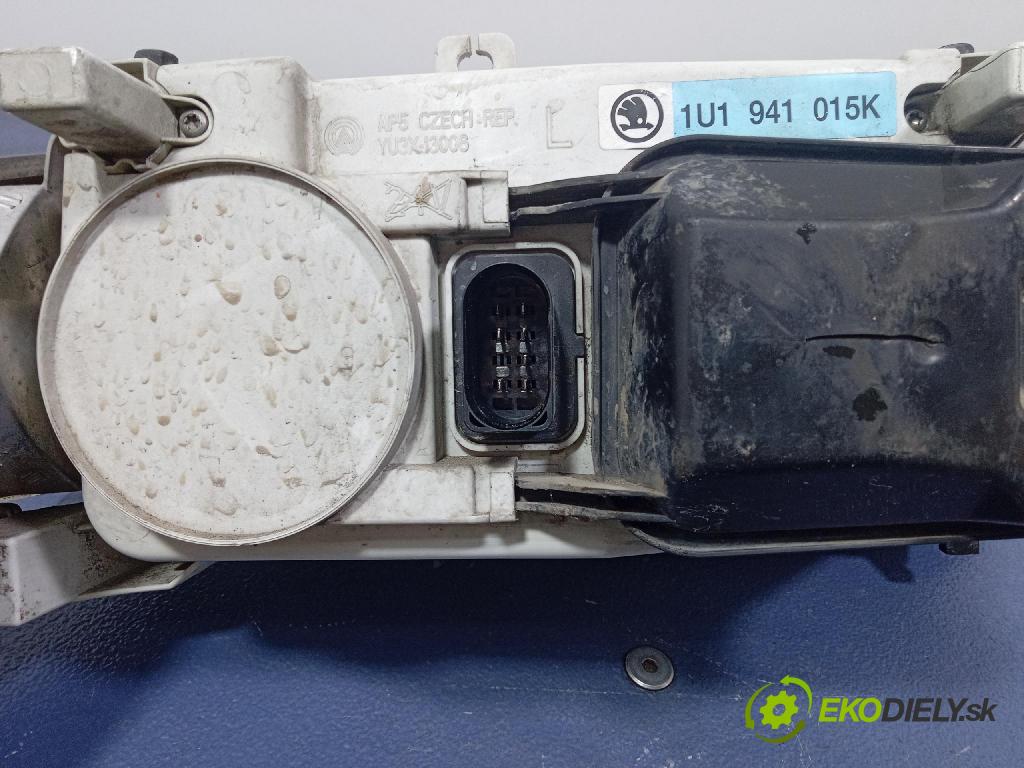 Skoda Octavia 2003 Reflektor: Vľavo: 1U1941015K