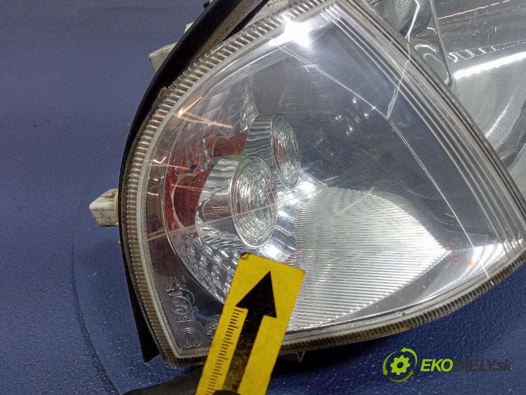 Skoda Octavia 2003 Reflektor: v pravo: 1U1941016K