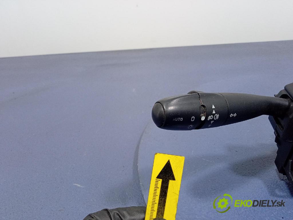 Peugeot 307 2005 prepínač Komplex: 96542560XT