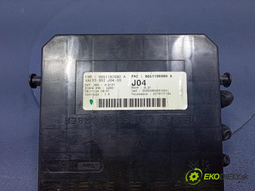 Peugeot 307 2005 skrinka Poistky: 9651197680