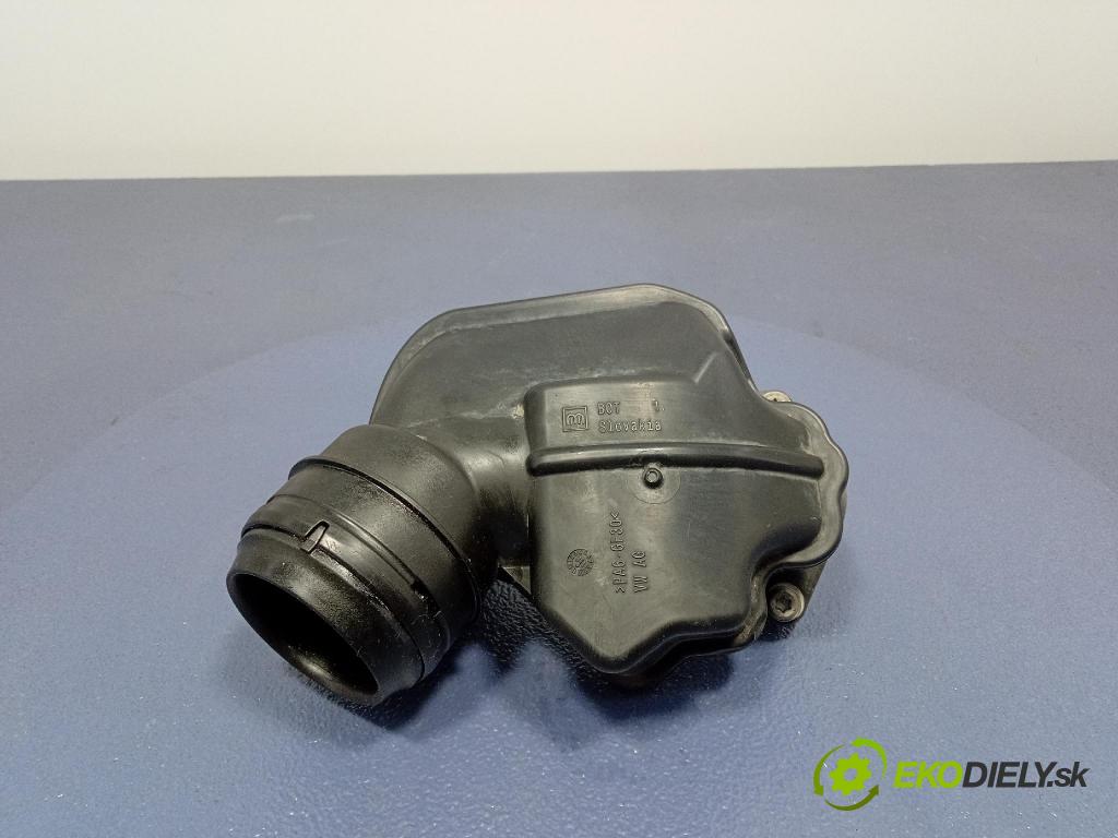 Vw Golf 2019 rúrka Vzduch: 05E129656F