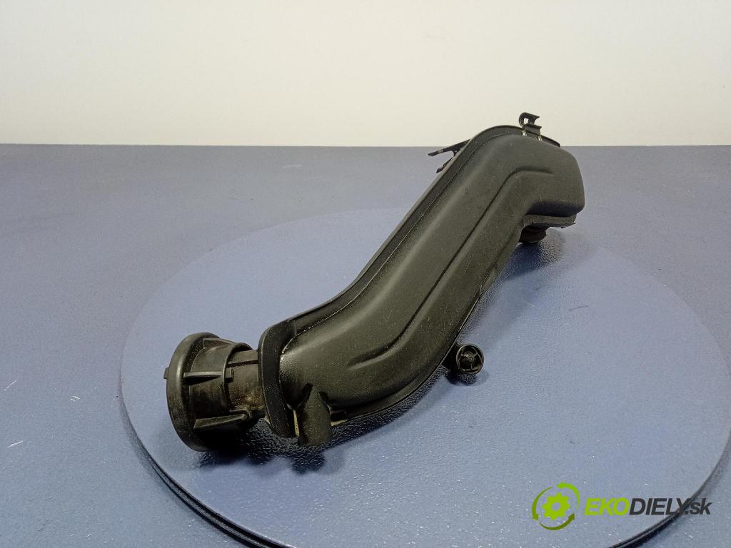 Vw Golf 2019 rúrka Vzduch: 05E145674E